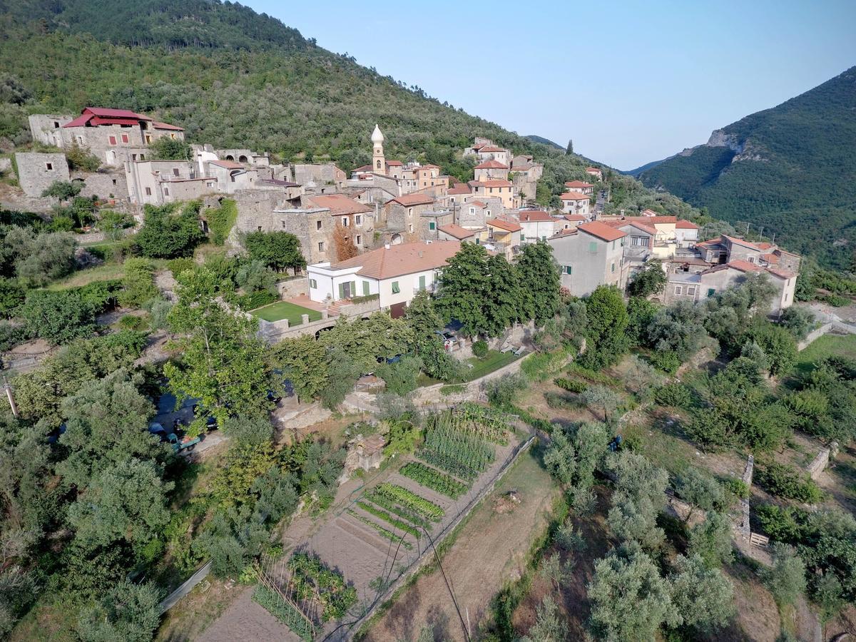 La Casa Dei Nonni Castelbianco Bed & Breakfast Colletta Luaran gambar